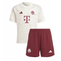 Fotbalové Dres Bayern Munich Dayot Upamecano #2 Dětské Alternativní 2023-24 Krátký Rukáv (+ trenýrky)